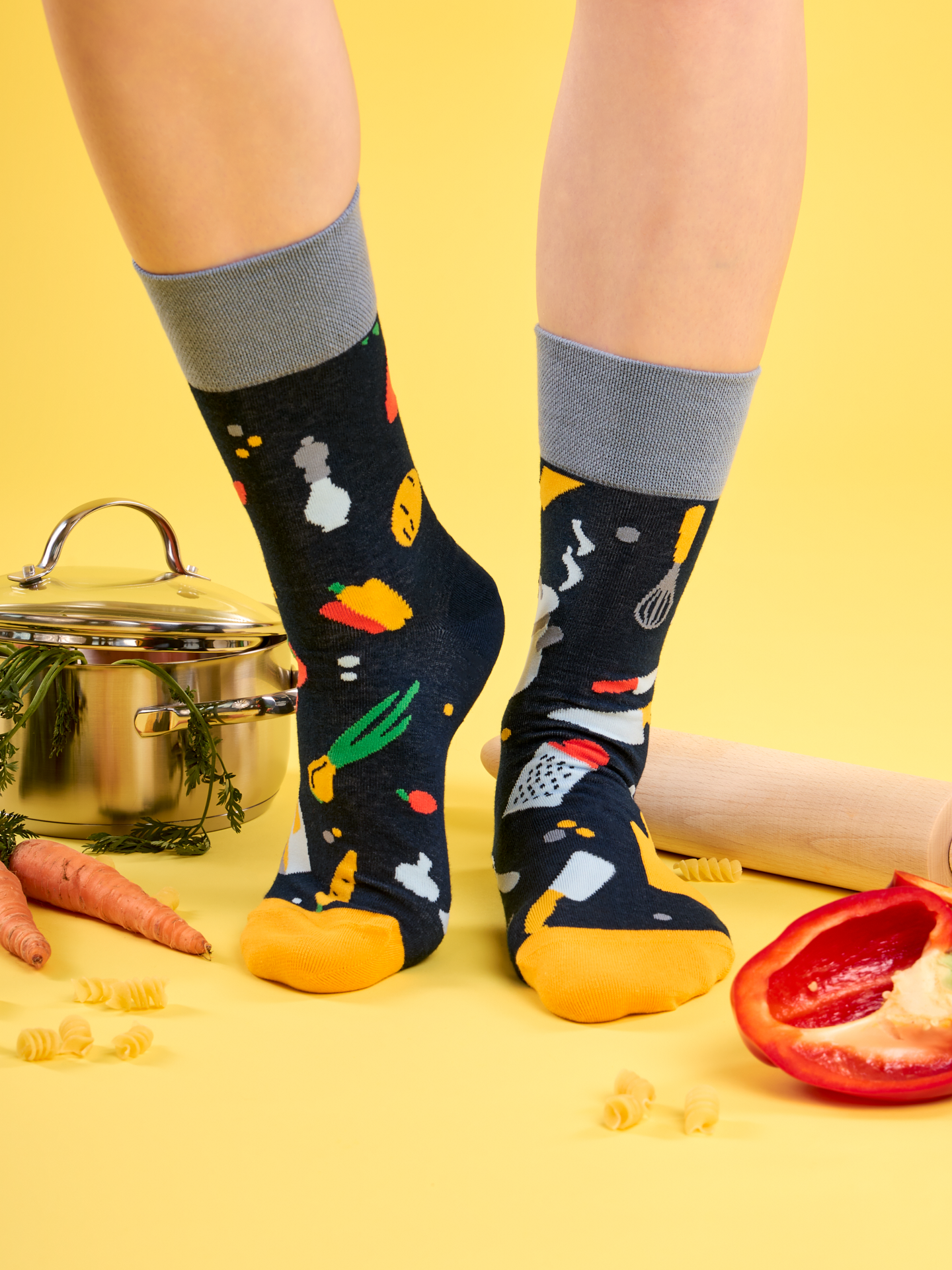 regular-socks-healthy-cooking-02-25/256ff96ab05f6d0a13a6fa65fe3e38ac2507455f