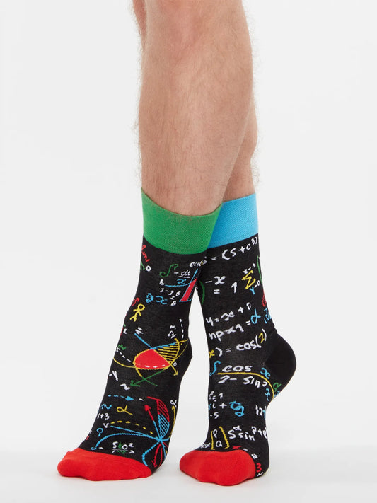 regular-socks-mathematics-02-b7/b7ec1a1645b2af0059045b79591c846802bc2ef2