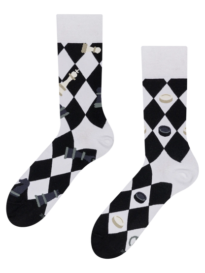 regular-socks-chess-checkers-02-64/642417ba4c3cebb63d9ce7f55664dfca3a157a12