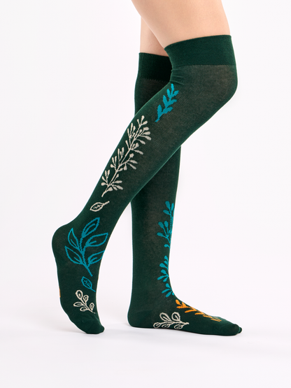 over-the-knee-socks-autumn-leaves-33/335a1c303f38ea12b3bf777adb01ae1920f6bb04