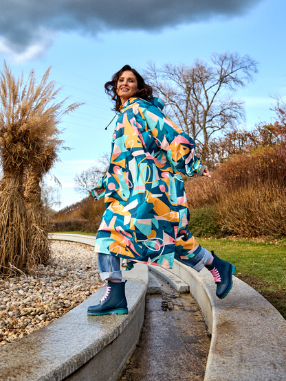 raincoat-colourful-geometry-8c/8c5deef70738d36defb03b016f94c04930715046