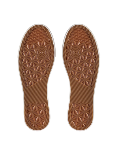 canvas-shoes-black-white-comics-b5/b5b6c180786ad3d9b4ecdf84733d796212addb62