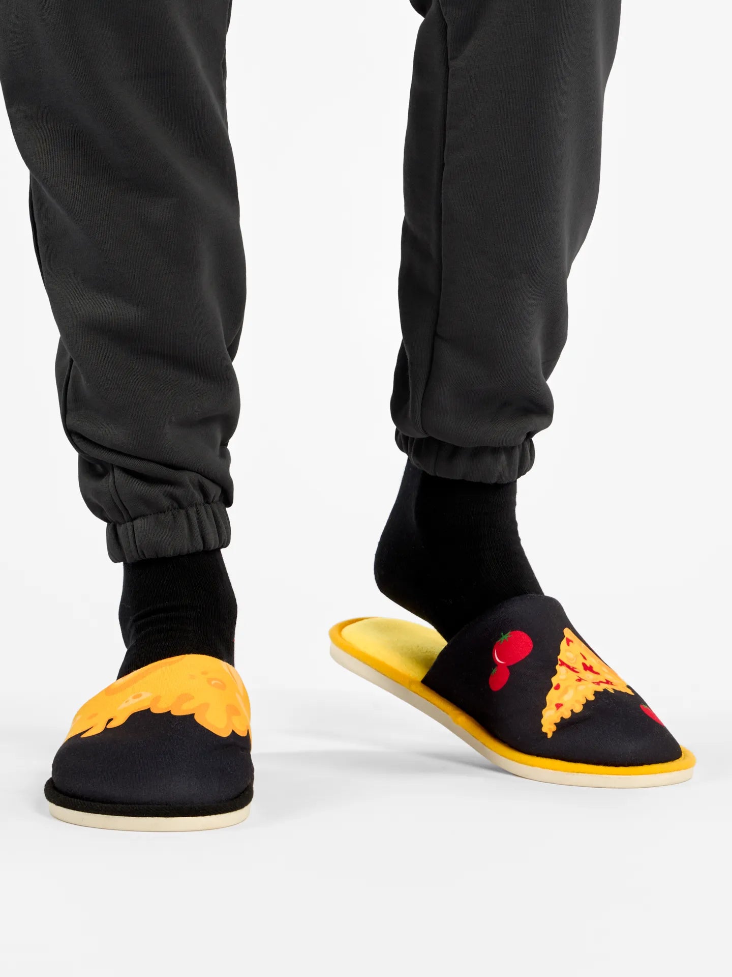 slippers-cheese-pizza-e7/e76b246e60b6b2056ae2c746b79e1d41b98556b5