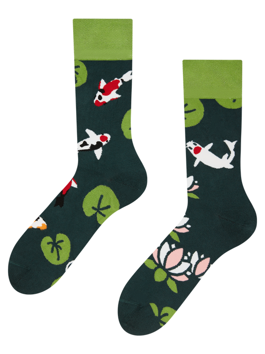 bamboo-regular-socks-koi-fish-waterlilies-1-18/18a10244ac493aafe42d9246cd4e3f8c85632fe4