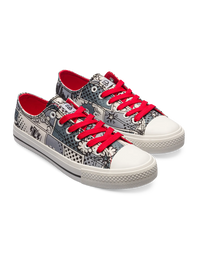 canvas-shoes-black-white-comics-95/95a29a48340c084b988bdf4d583370dcc63f8a02